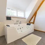 Prázdninový dům Grande Maison A La Campagne Notre-Dame-du-Hamel