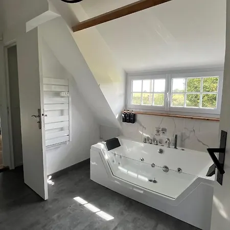 Grande Maison A La Campagne *